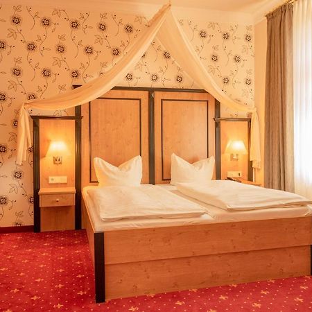 Alte Landratsvilla Hotel Bender Westerburg  Eksteriør billede
